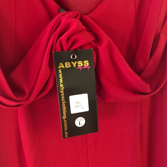 Abyss by Abby ‘Devi’ Gown - NWT - Picture 5 of 8
